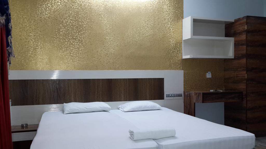 Rupasi Bangla Otel Kalküta Oda fotoğraf