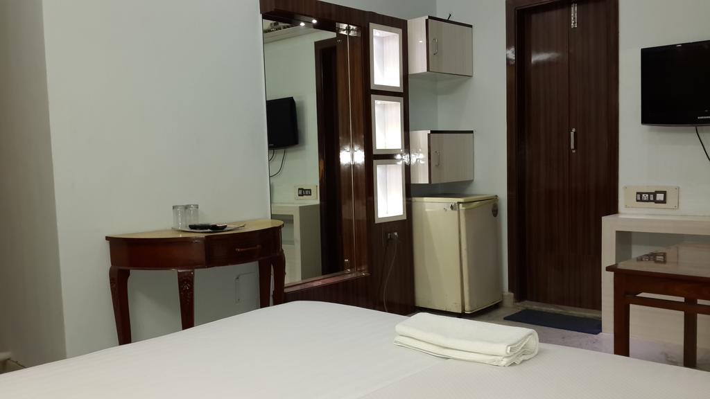 Rupasi Bangla Otel Kalküta Oda fotoğraf