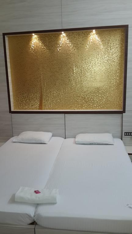 Rupasi Bangla Otel Kalküta Oda fotoğraf